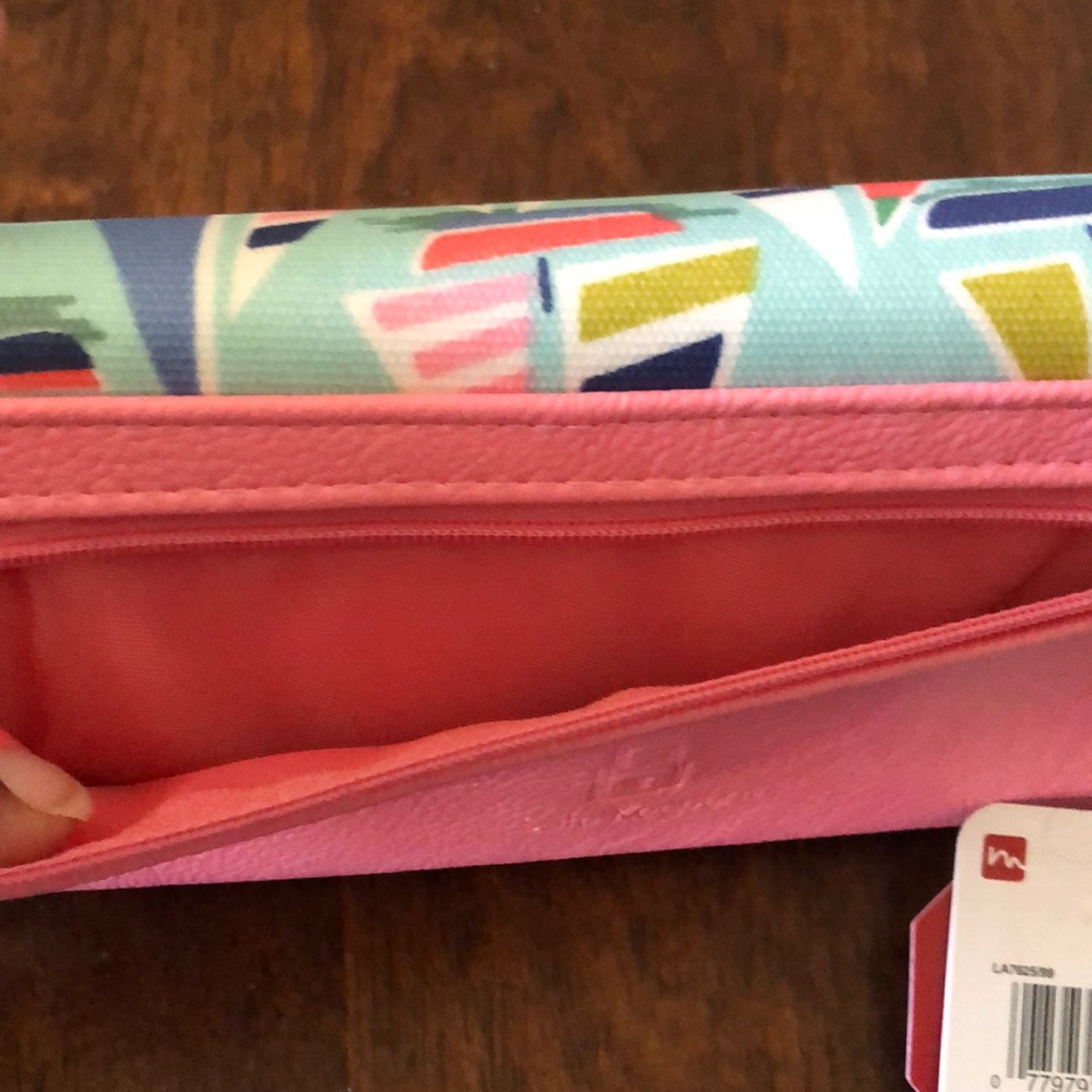 Mundi File Master Pink RFID Wallet - Picture 7 of 8